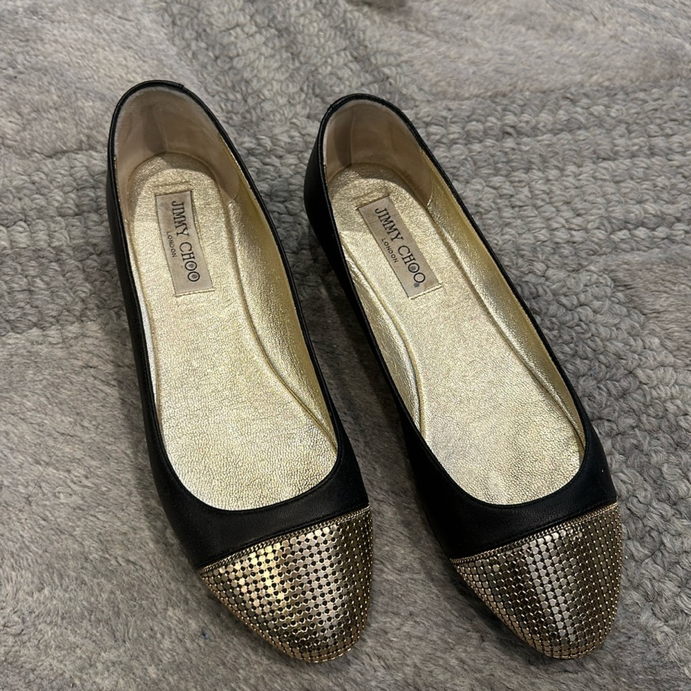 Jimmy choo Black ballet flat with gold studded toe Size 38